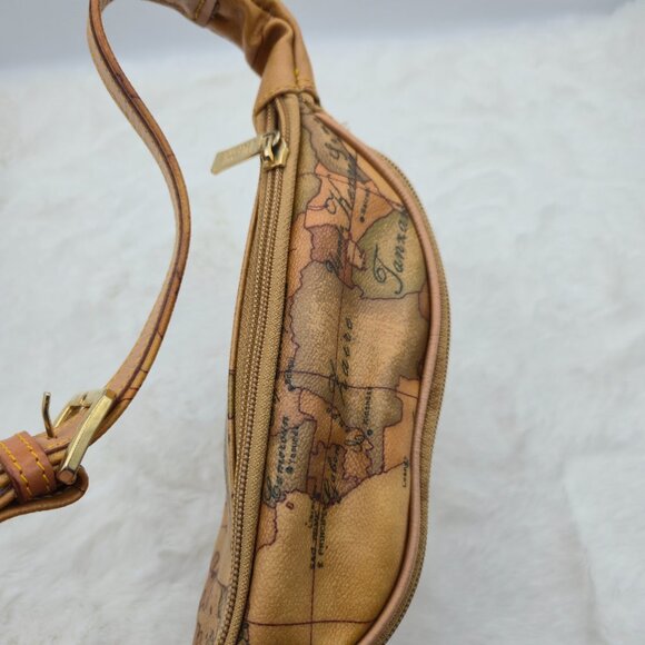 Alviero Prima Classe Geo Classic Waist Bag - Picture 4 of 10